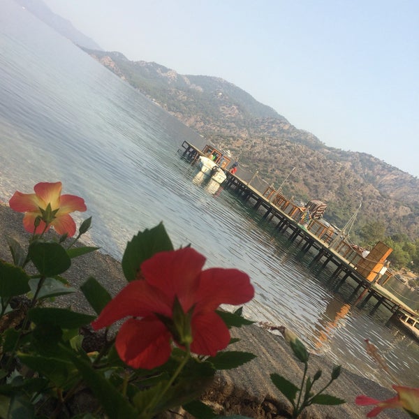 8/6/2021 tarihinde Halitziyaretçi tarafından Delikyol Deniz Restaurant Mehmet’in Yeri'de çekilen fotoğraf