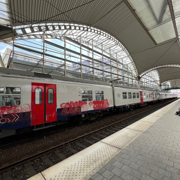 Das Foto wurde bei Bahnhof Leuven von Edwin J. am 7/3/2023 aufgenommen