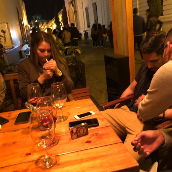 11/3/2018 tarihinde Edwin J.ziyaretçi tarafından Café Bar 500 Noches San Cristóbal'de çekilen fotoğraf