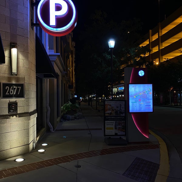 Dunn LoringMerrifield Metro Station 2700 Gallows Rd