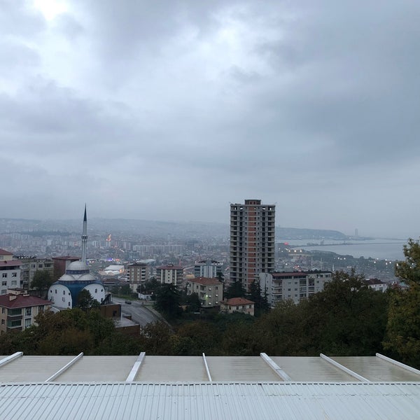 Photo taken at Altın Meşe Park by Harun B. on 10/20/2018