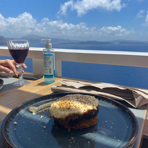 The moussaka was incredible and the view magical! Must do in Oia