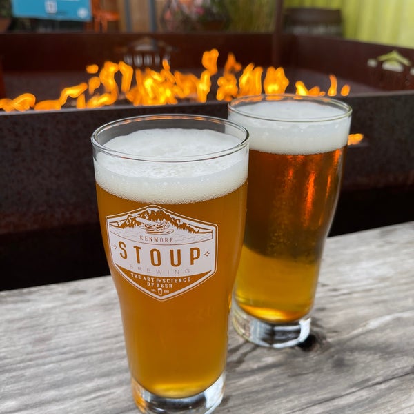 Photo taken at Stoup Brewing by Hunter C. on 10/22/2021