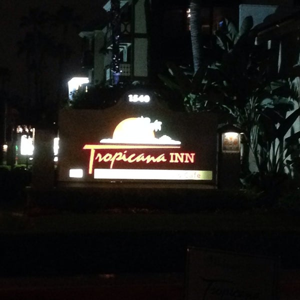 10/28/2013 tarihinde Jason B.ziyaretçi tarafından Tropicana Inn &amp; Suites'de çekilen fotoğraf