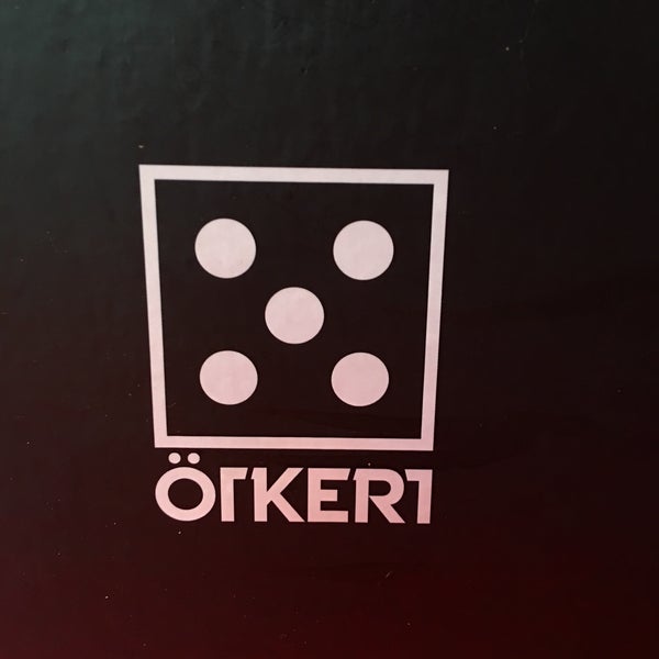 รูปภาพถ่ายที่ Ötkert โดย Vin C. เมื่อ 4/29/2017