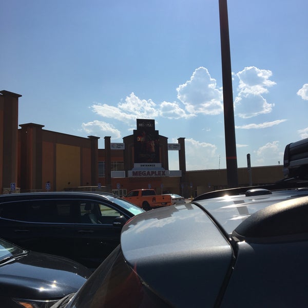 Megaplex at Valley Fair Mall 18 tips from 1013 visitors