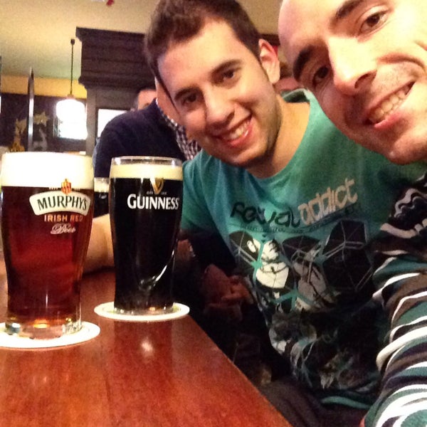 Foto tirada no(a) Flaherty&#39;s Irish Bar por Victor F. em 12/7/2014