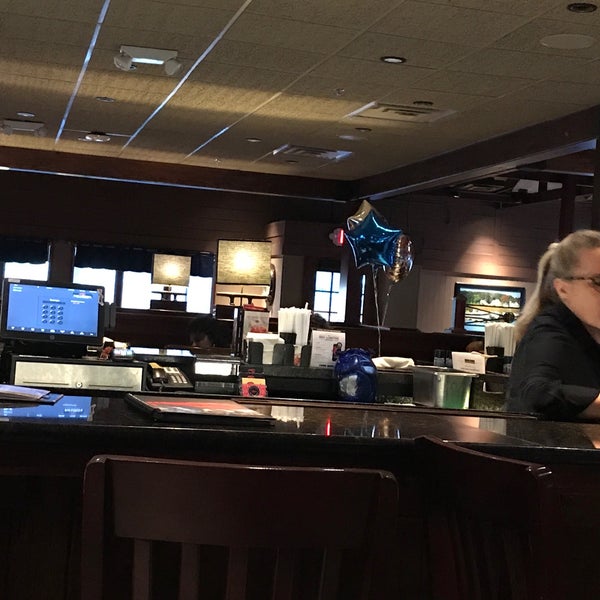 Photo taken at Red Lobster by Cat M. on 2/6/2018