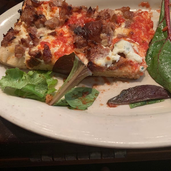 Photo taken at Harry&#39;s Italian Pizza Bar by Kimmie O. on 3/3/2020