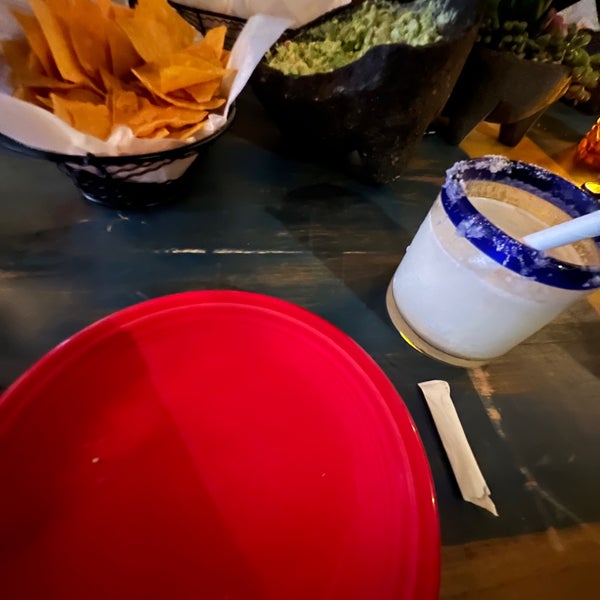 Photo taken at Mad Dog &amp; Beans Mexican Cantina by Kimmie O. on 9/29/2022
