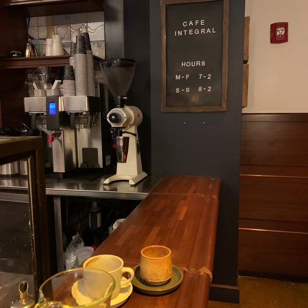 Foto tirada no(a) Café Integral por Kimmie O. em 2/23/2020
