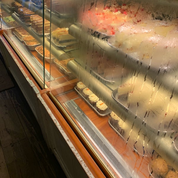 7/22/2019にKimmie O.がMartha&#39;s Country Bakeryで撮った写真