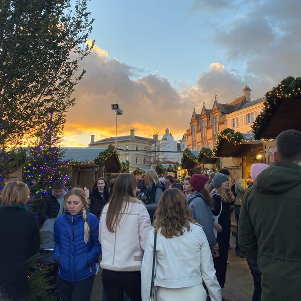 รูปภาพถ่ายที่ Exeter Cathedral โดย Maria เมื่อ 11/21/2021