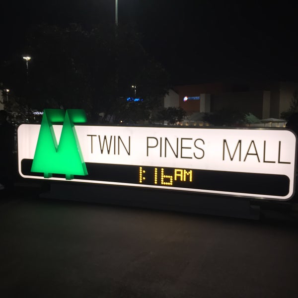 Twin Pines Mall 1 tip from 78 visitors