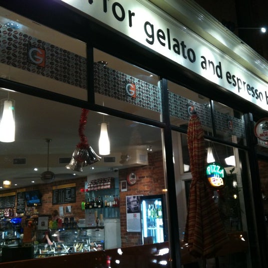 Foto tirada no(a) G For Gelato and Pizza Bar por Agnes L. em 11/20/2012