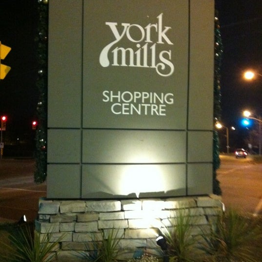 York Mills Shopping Centre 291 York Mills Rd.