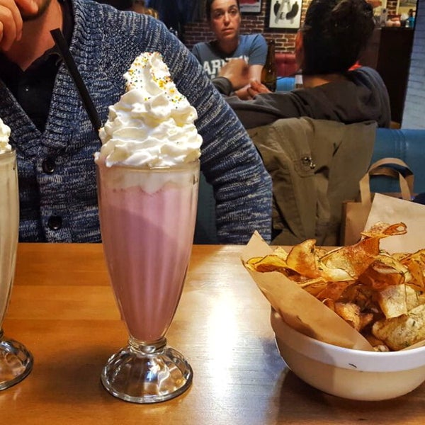 Tasty home made chips and authentic american shakes with a lot of whipped cream.