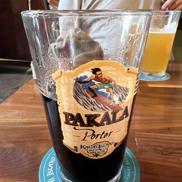 Photo taken at Kauai Island Brewery &amp; Grill by David P. on 12/9/2022