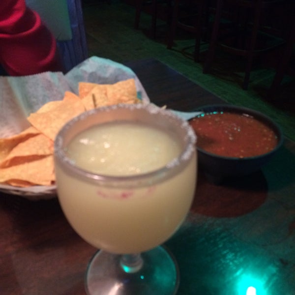Foto scattata a Tequila&#39;s Mexican Restaurant da Goldie N. il 1/10/2016