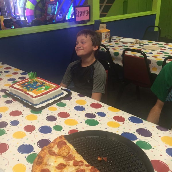 Pinocchio's Pizza Playhouse 1 tip from 38 visitors