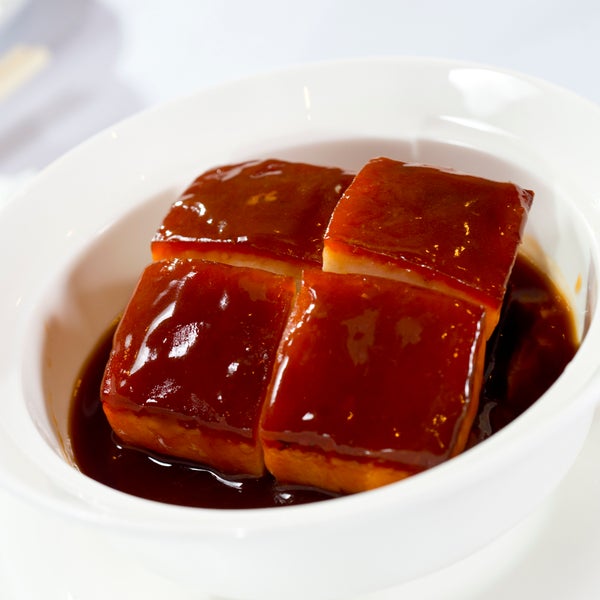 Braised Dongpo Pork Belly in Yellow Wine Sauce 杭州东坡肉