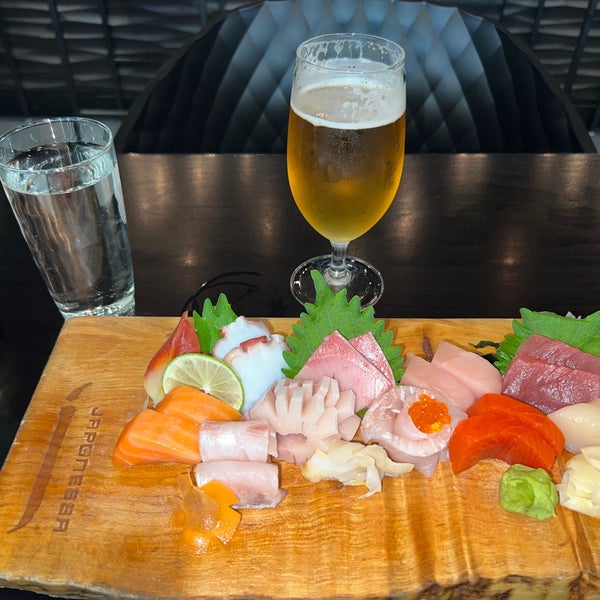 Foto tirada no(a) Japonessa Sushi Cocina por Maria J. em 6/26/2022