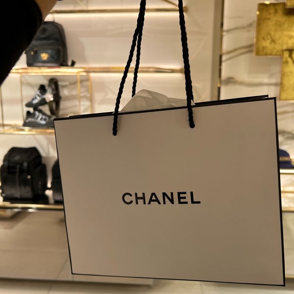 CHANEL - 20 Photos & 13 Reviews - 400 Stanford shopping Ctr, Palo