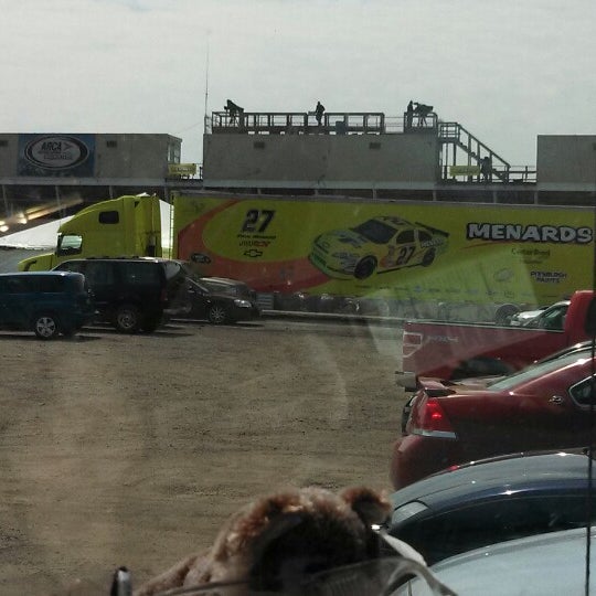 5/18/2013 tarihinde Brandy W.ziyaretçi tarafından Toledo Speedway'de çekilen fotoğraf