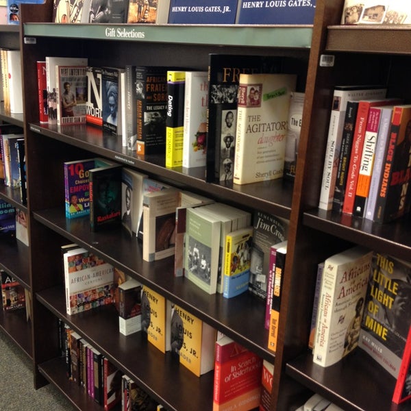 Barnes Noble Bookstore In Pearland