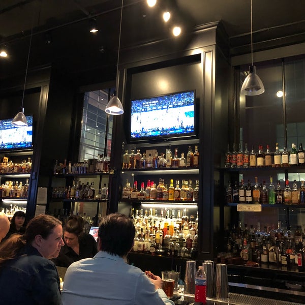 Foto tirada no(a) Sidebar at Whiskey Row por Michael S. em 4/15/2018