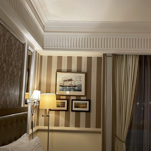 Photo taken at Habtoor Palace Dubai, LXR Hotels &amp; Resorts by Abdulaziz on 9/23/2023