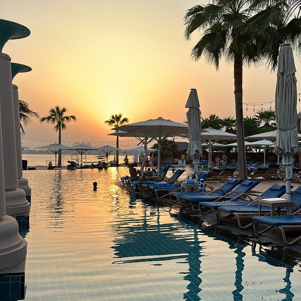 รูปภาพถ่ายที่ Anantara The Palm Dubai Resort โดย SH เมื่อ 9/3/2023