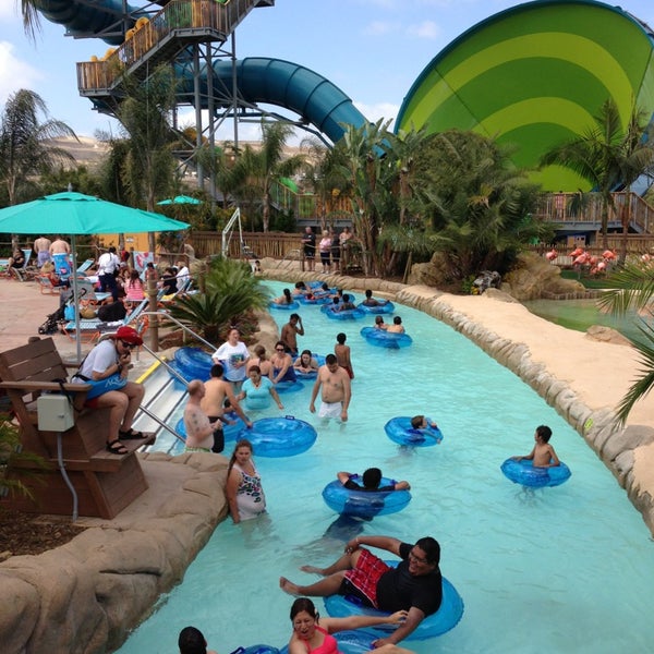 Photo taken at Aquatica San Diego, SeaWorld&#39;s Water Park by Nickolas T. on 8/25/2013