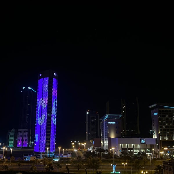 รูปภาพถ่ายที่ Hotel Ibis Seef Manama โดย AM เมื่อ 8/25/2022