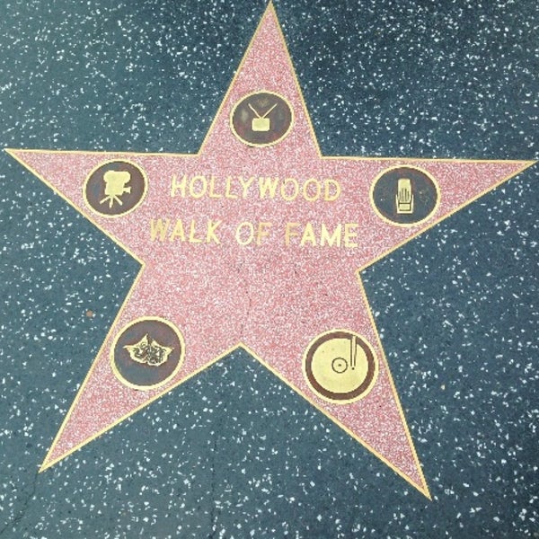 Foto tomada en Hollywood Walk of Fame  por Mhmtali el 5/31/2013