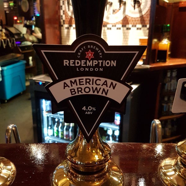 Photo taken at The Crosse Keys (Wetherspoon) by Craig O. on 1/28/2019