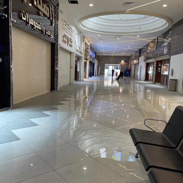 Foto tirada no(a) Heraa Mall por Thamer em 4/27/2022