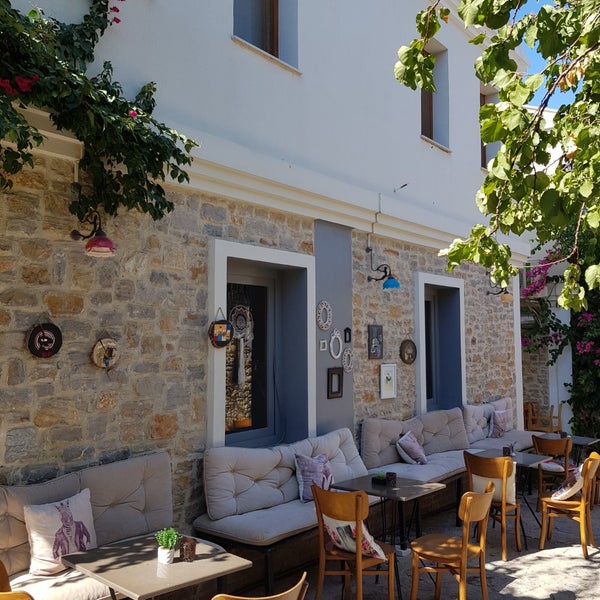 Foto diambil di Eski Datca Evleri - Old Datca Houses oleh Aydın pada 9/9/2022