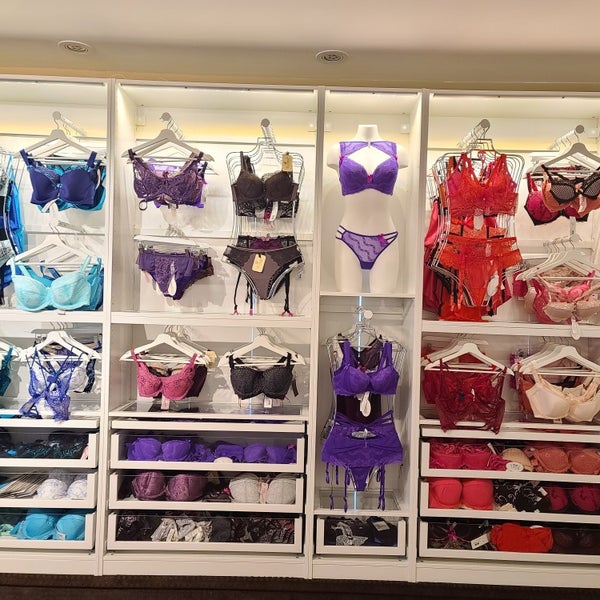 Eye Kandee Lingerie - Lingerie Store in west Vancouver