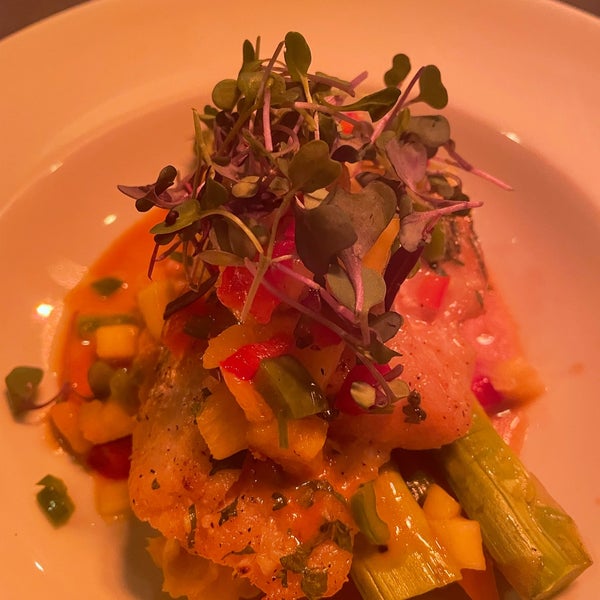 Flippers on the Bay Seafood Restaurant