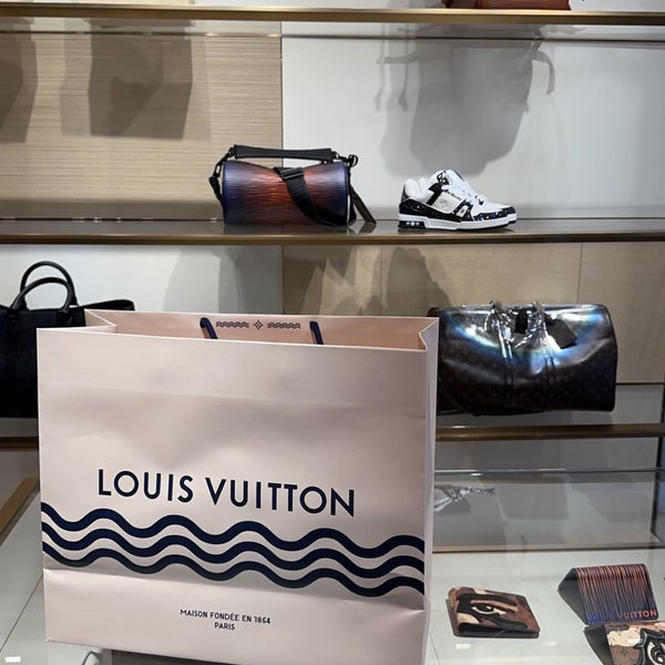 Louis Vuitton - Boutique in Marbella