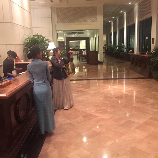 Das Foto wurde bei Hilton Mandalay von Ivan L. am 2/17/2015 aufgenommen