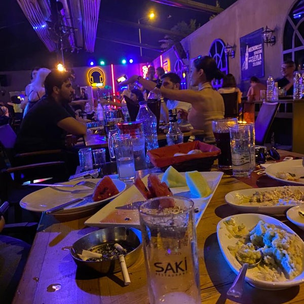 Das Foto wurde bei Saki Restaurant von Mahmut A. am 6/4/2022 aufgenommen