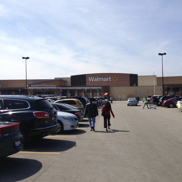 Fotos bei Walmart Supercenter Streamwood, IL