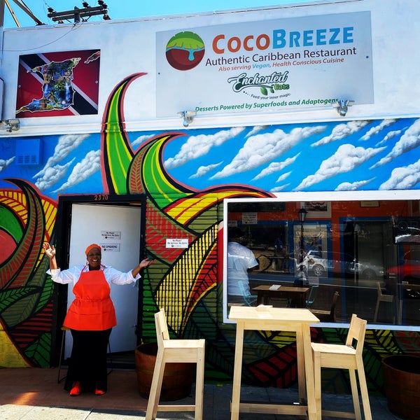 8/2/2021에 Cocobreeze Caribbean Restaurant and Bakery님이 Cocobreeze Caribbean Restaurant and Bakery에서 찍은 사진