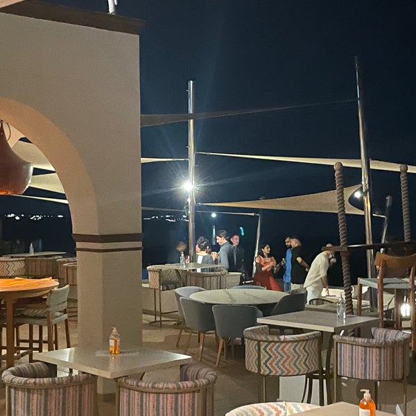 รูปภาพถ่ายที่ Buddha-Bar Beach Santorini โดย Preetam A. เมื่อ 9/17/2021