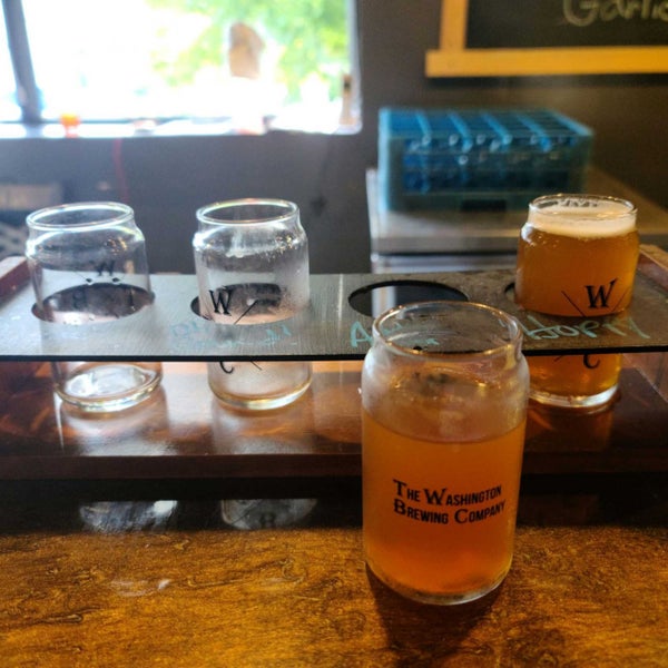 Photo taken at The Washington Brewing Company by Cozmo on 9/8/2022