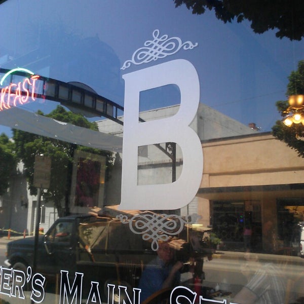 Photo taken at Buster&#39;s Main Street Cafe by Jason L. on 7/12/2013