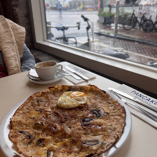Снимок сделан в Pancakes Amsterdam Centraal пользователем Jw 7/31/2023