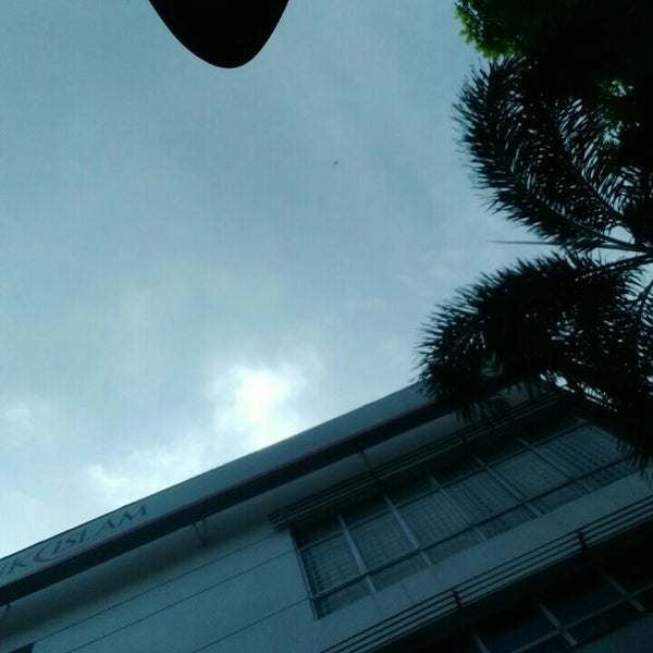 Bank Islam Bukit Tinggi Building In Klang